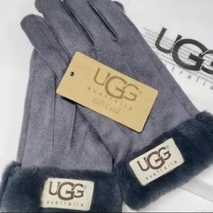 NWT UGG WINTER FUR GLOVES